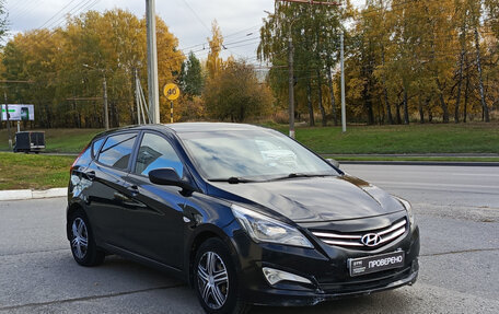 Hyundai Solaris II рестайлинг, 2015 год, 550 000 рублей, 3 фотография