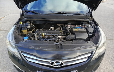 Hyundai Solaris II рестайлинг, 2015 год, 550 000 рублей, 9 фотография