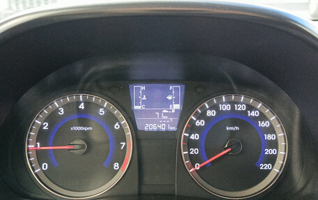 Hyundai Solaris II рестайлинг, 2015 год, 550 000 рублей, 13 фотография