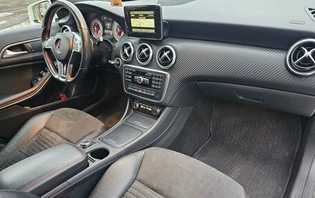 Mercedes-Benz A-Класс, 2015 год, 1 390 000 рублей, 3 фотография