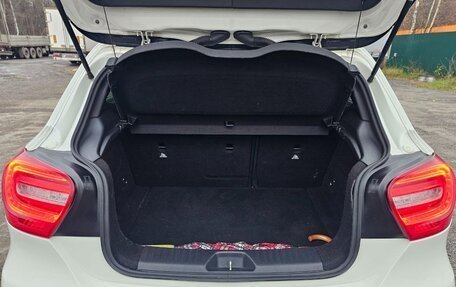 Mercedes-Benz A-Класс, 2015 год, 1 390 000 рублей, 11 фотография