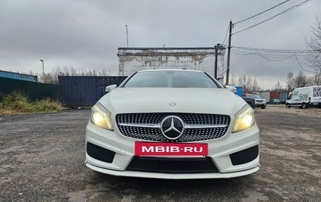 Mercedes-Benz A-Класс, 2015 год, 1 390 000 рублей, 5 фотография