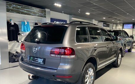 Volkswagen Touareg III, 2010 год, 1 050 000 рублей, 5 фотография