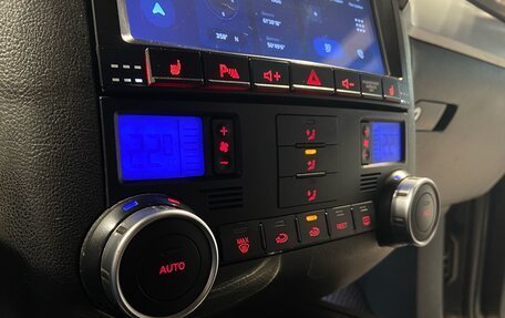 Volkswagen Touareg III, 2010 год, 1 050 000 рублей, 19 фотография