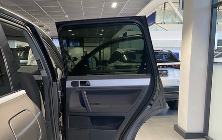 Volkswagen Touareg III, 2010 год, 1 050 000 рублей, 23 фотография