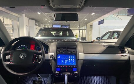 Volkswagen Touareg III, 2010 год, 1 050 000 рублей, 11 фотография