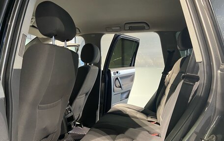 Volkswagen Touareg III, 2010 год, 1 050 000 рублей, 25 фотография