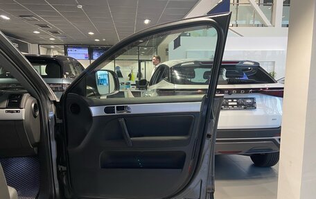 Volkswagen Touareg III, 2010 год, 1 050 000 рублей, 17 фотография