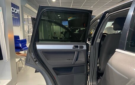 Volkswagen Touareg III, 2010 год, 1 050 000 рублей, 27 фотография