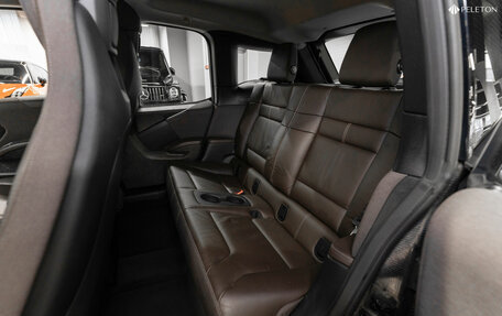 BMW i3 I01 рестайлинг, 2017 год, 1 840 000 рублей, 12 фотография