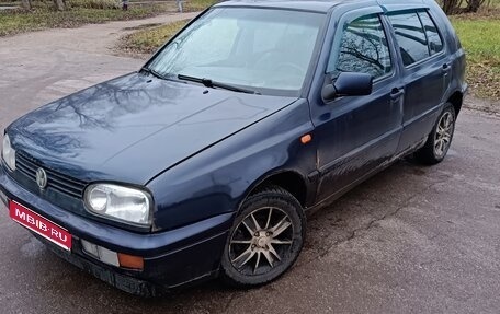 Volkswagen Golf III, 1995 год, 130 000 рублей, 1 фотография