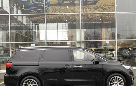 KIA Carnival III, 2017 год, 2 403 499 рублей, 4 фотография