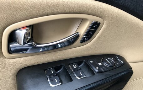 KIA Carnival III, 2017 год, 2 403 499 рублей, 13 фотография