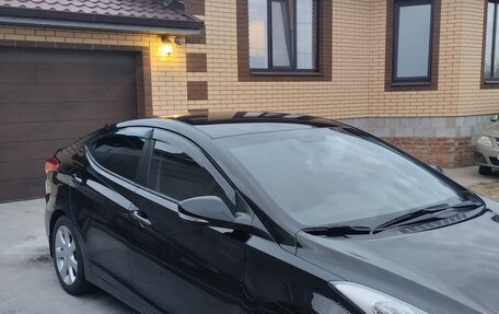 Hyundai Elantra V, 2011 год, 940 000 рублей, 2 фотография