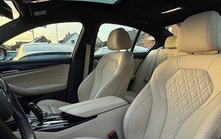 BMW 5 серия, 2021 год, 5 633 000 рублей, 8 фотография