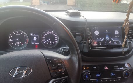 Hyundai Tucson III, 2017 год, 1 975 000 рублей, 6 фотография