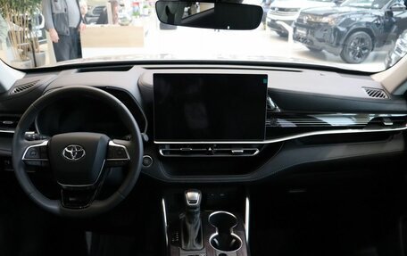 Toyota Highlander, 2025 год, 6 800 000 рублей, 11 фотография