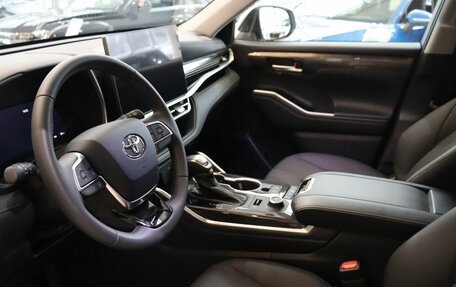 Toyota Highlander, 2025 год, 6 800 000 рублей, 9 фотография