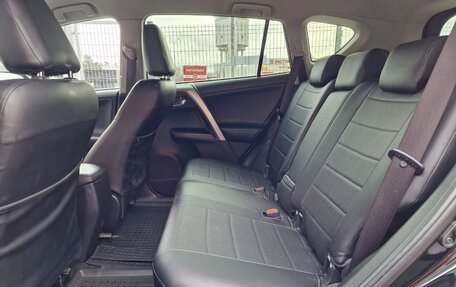 Toyota RAV4, 2017 год, 2 200 000 рублей, 13 фотография
