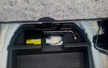 Toyota Vitz, 2013 год, 700 000 рублей, 8 фотография