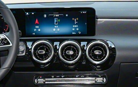 Mercedes-Benz A-Класс, 2025 год, 3 641 001 рублей, 23 фотография