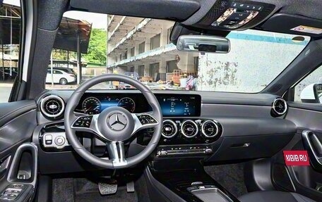 Mercedes-Benz A-Класс, 2025 год, 3 641 001 рублей, 18 фотография