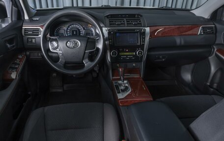 Toyota Camry, 2013 год, 1 549 000 рублей, 6 фотография