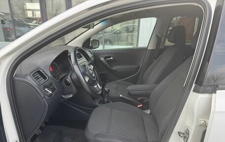 Volkswagen Polo VI (EU Market), 2013 год, 1 137 400 рублей, 14 фотография