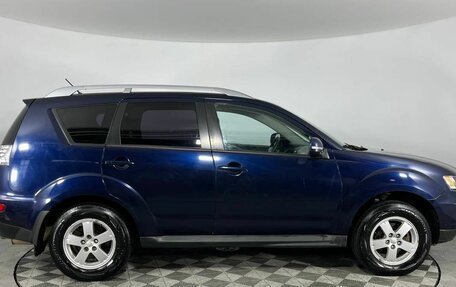 Mitsubishi Outlander III рестайлинг 3, 2010 год, 978 000 рублей, 4 фотография
