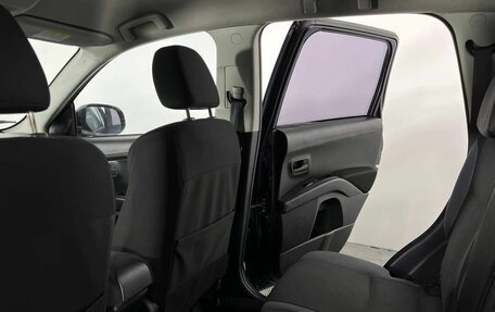 Mitsubishi Outlander III рестайлинг 3, 2010 год, 978 000 рублей, 9 фотография