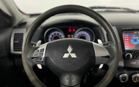 Mitsubishi Outlander III рестайлинг 3, 2010 год, 978 000 рублей, 14 фотография