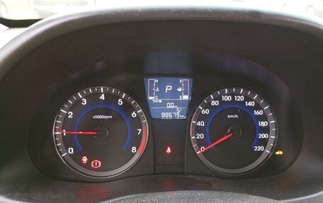 Hyundai Solaris II рестайлинг, 2016 год, 806 550 рублей, 7 фотография