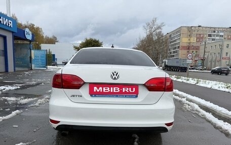 Volkswagen Jetta VI, 2013 год, 785 000 рублей, 4 фотография