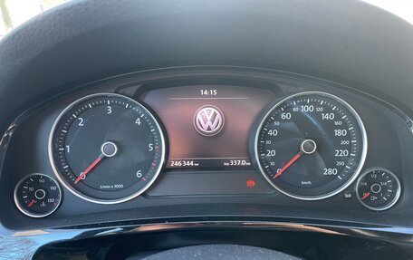 Volkswagen Touareg III, 2010 год, 2 300 000 рублей, 11 фотография