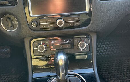 Volkswagen Touareg III, 2010 год, 2 300 000 рублей, 15 фотография