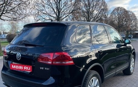 Volkswagen Touareg III, 2010 год, 2 300 000 рублей, 5 фотография