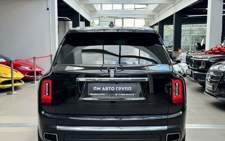 Rolls-Royce Cullinan, 2021 год, 45 000 000 рублей, 5 фотография