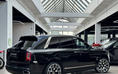 Rolls-Royce Cullinan, 2021 год, 45 000 000 рублей, 6 фотография