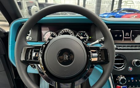 Rolls-Royce Cullinan, 2021 год, 45 000 000 рублей, 36 фотография