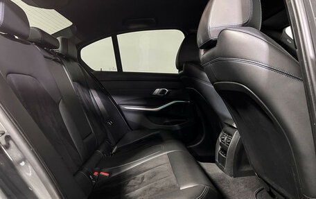 BMW 3 серия, 2019 год, 3 498 000 рублей, 14 фотография