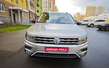 Volkswagen Tiguan II, 2020 год, 3 400 000 рублей, 1 фотография