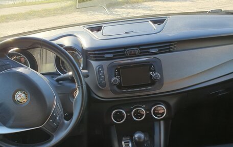 Alfa Romeo Giulietta, 2014 год, 1 250 000 рублей, 13 фотография