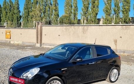 Alfa Romeo Giulietta, 2014 год, 1 250 000 рублей, 2 фотография