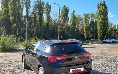 Alfa Romeo Giulietta, 2014 год, 1 250 000 рублей, 5 фотография