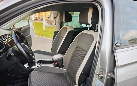 Volkswagen Tiguan II, 2020 год, 3 400 000 рублей, 17 фотография