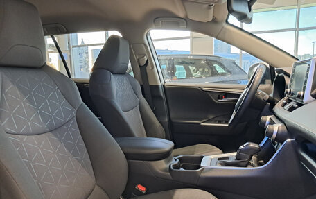 Toyota RAV4, 2021 год, 3 600 000 рублей, 15 фотография