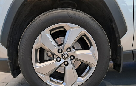 Toyota RAV4, 2021 год, 3 600 000 рублей, 22 фотография