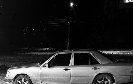 Mercedes-Benz E-Класс, 1993 год, 300 000 рублей, 8 фотография