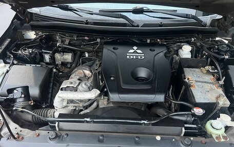 Mitsubishi L200 IV рестайлинг, 2015 год, 1 925 000 рублей, 9 фотография