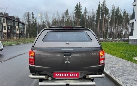 Mitsubishi L200 IV рестайлинг, 2015 год, 1 925 000 рублей, 5 фотография